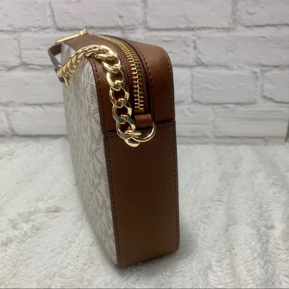 NWT Michael Kors Jet Set Crossbody - Picture 5 of 10